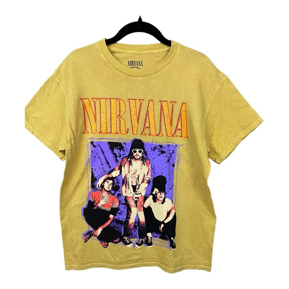 NIRVANA Rock Band T-Shirt in Yellow Size M‎ NWOT (Minor Flaw)